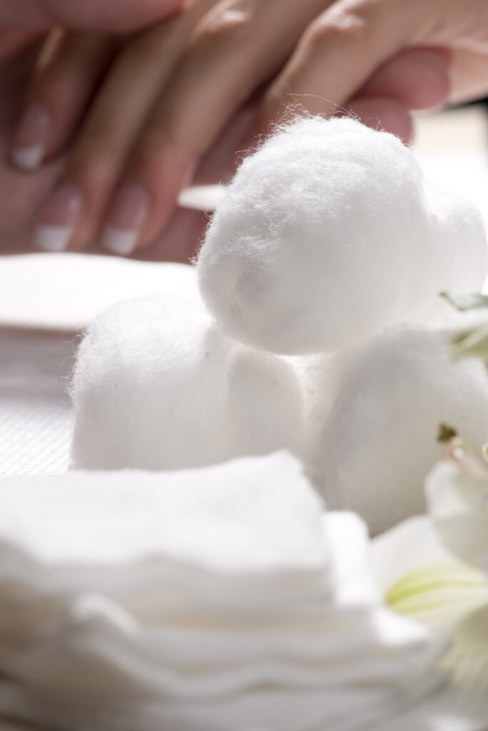 purified cotton for single use esthetic wipes